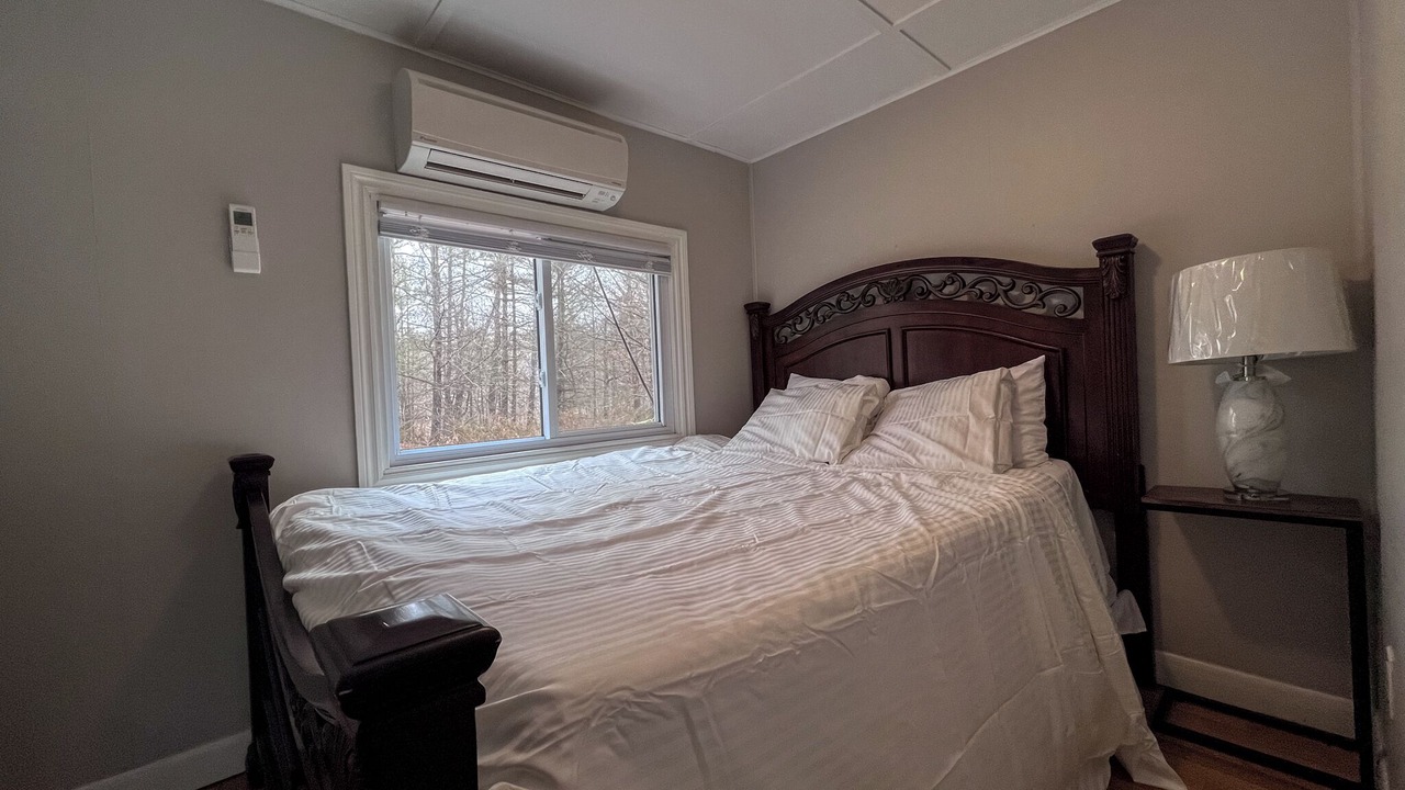 Photo of Bedroom in Big Chute