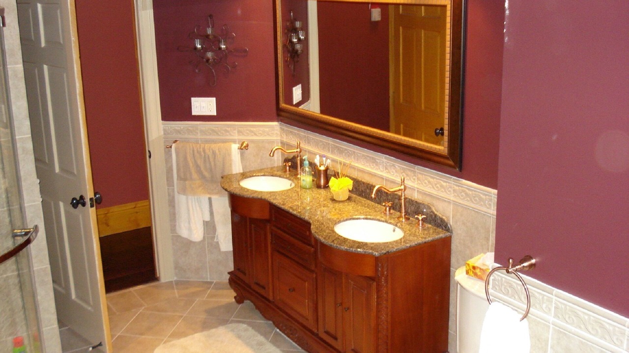 Photo of Bathroom in Frontenac