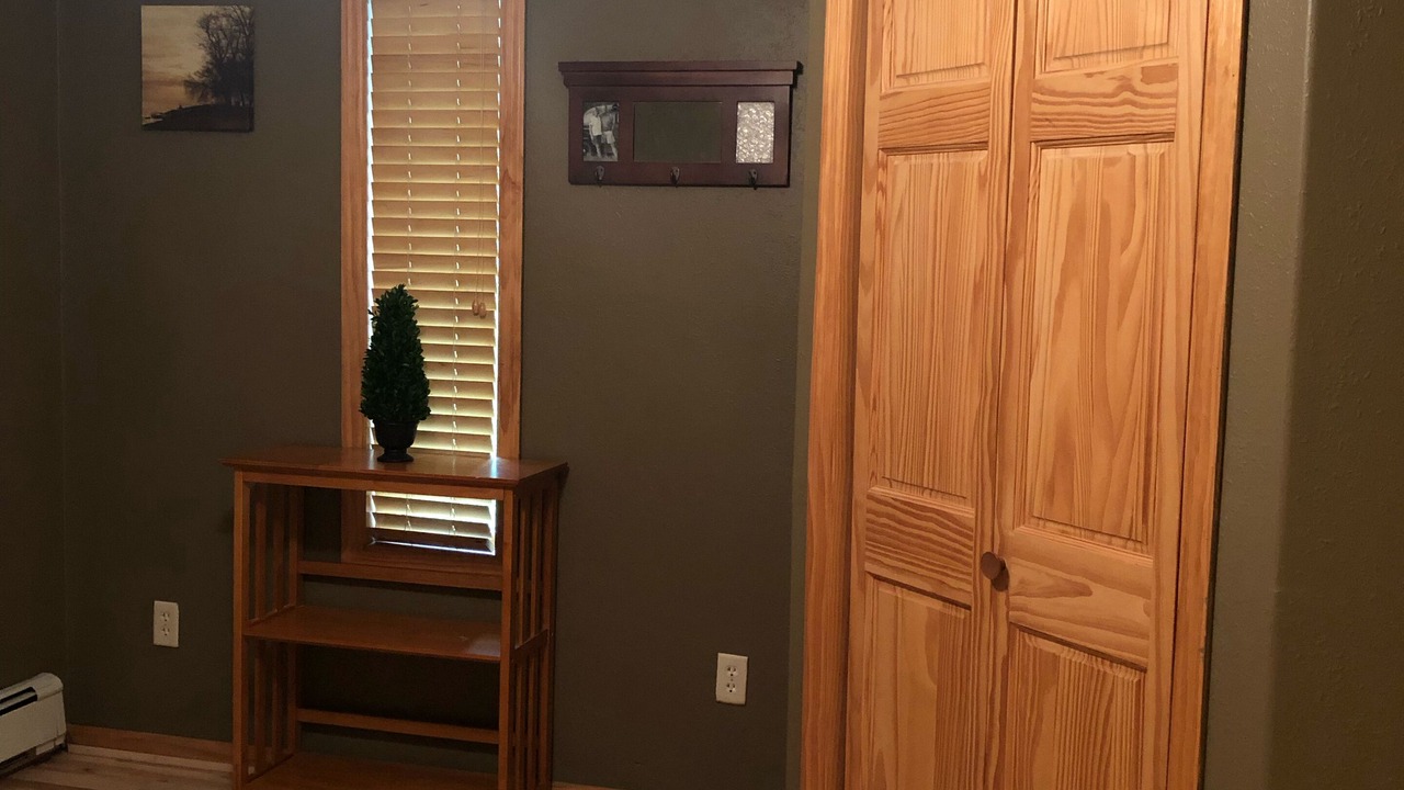 Photo of Bedroom in Culver