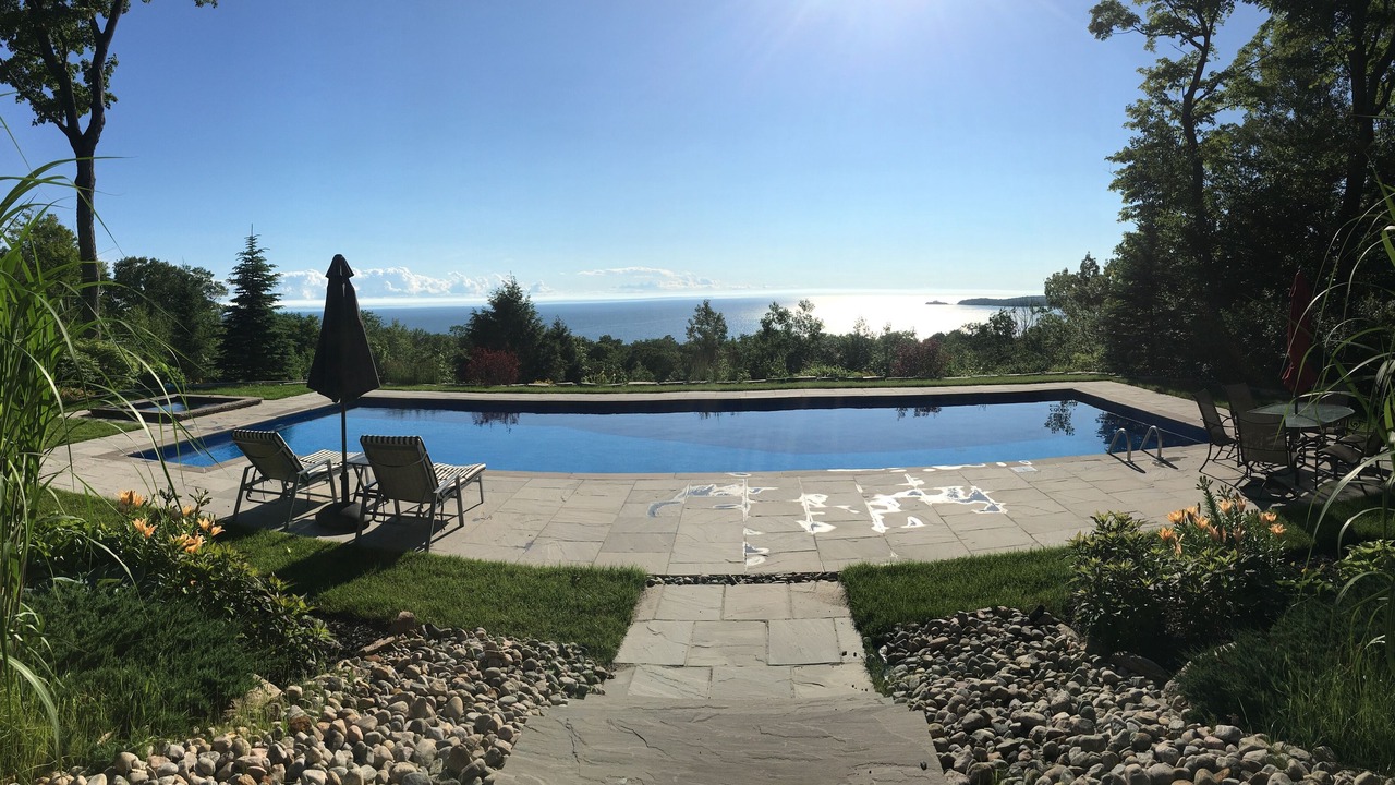 Photo of Outdoor in Tiny