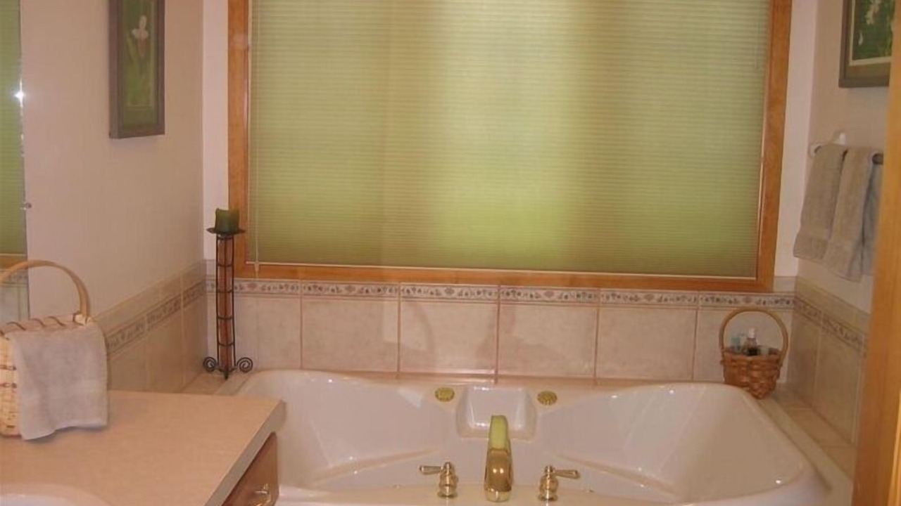 Photo of Bathroom in Remer