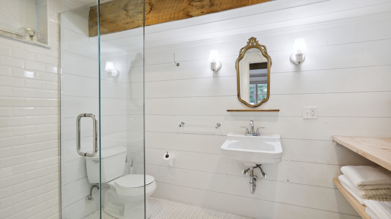 Photo of Bathroom in Wayzata