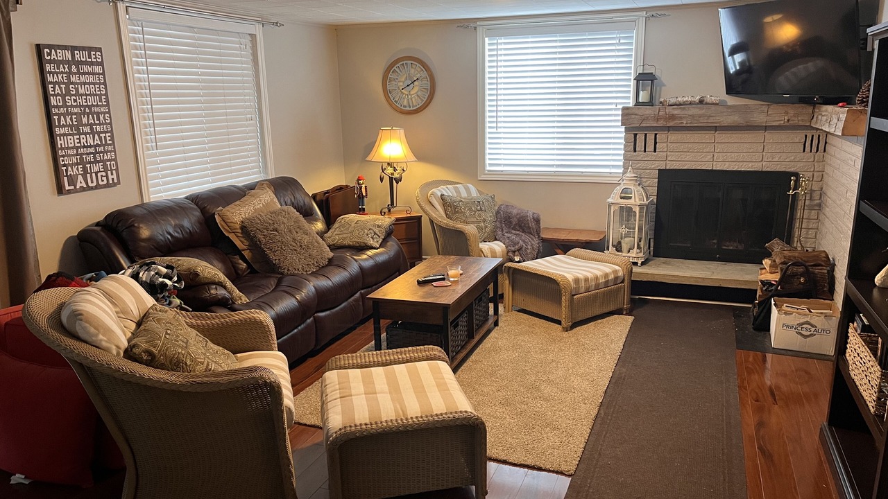 Photo of Livingroom in Trenton
