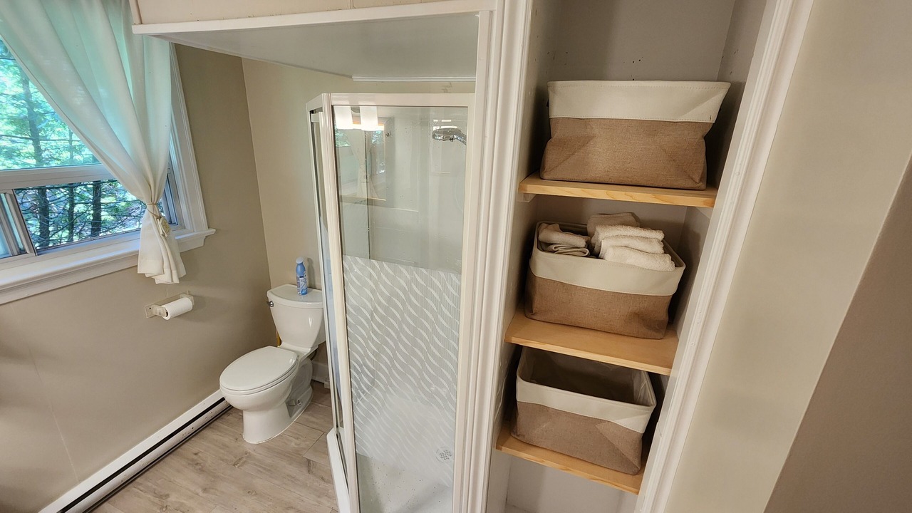 Photo of Bathroom in Brock