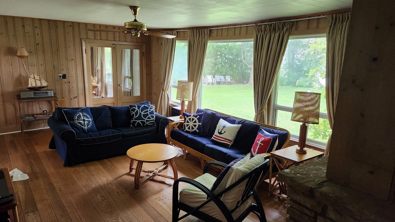 Photo of Bedroom in Brock