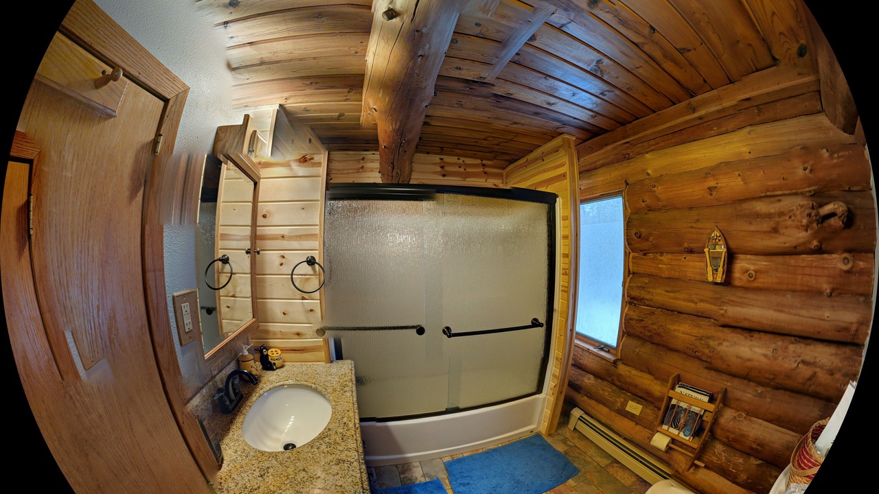 Photo of Bathroom in Remer