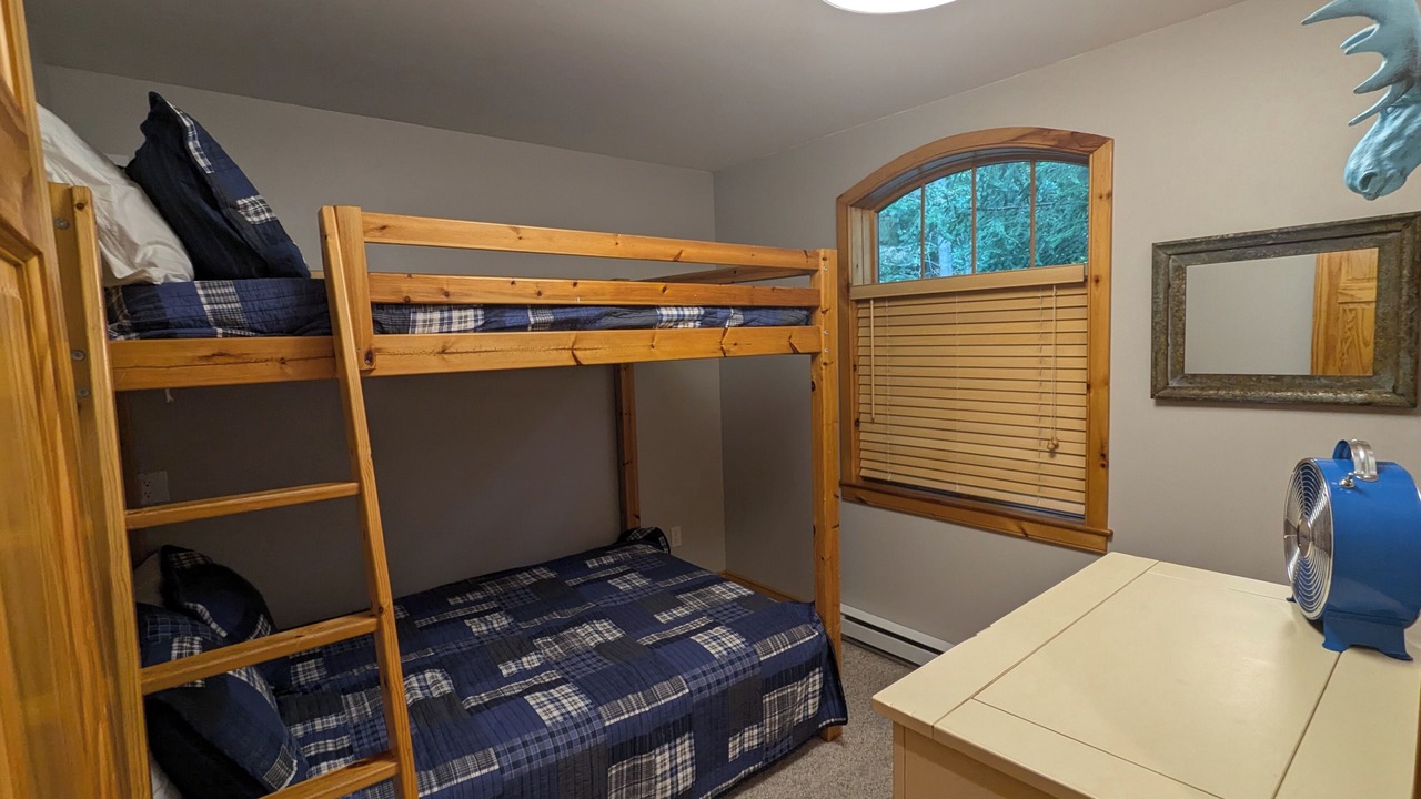 Photo of Bedroom in Grand Bend