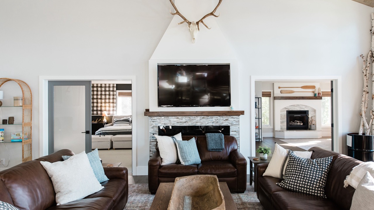 Photo of Bedroom in Lake Shore