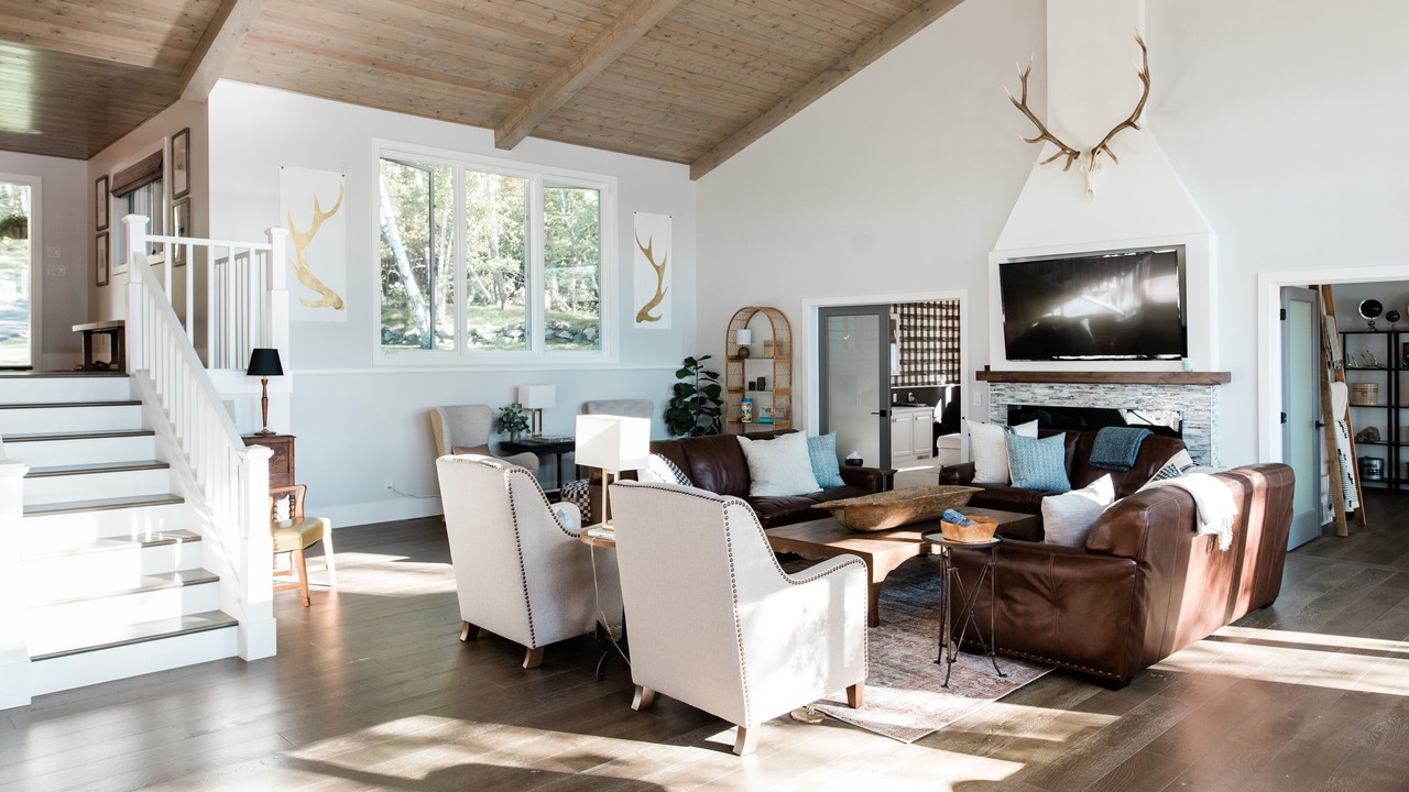 Photo of Bedroom in Lake Shore