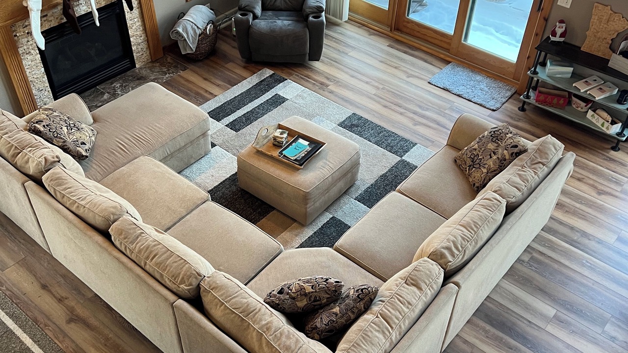 Photo of Livingroom in Detroit Lakes