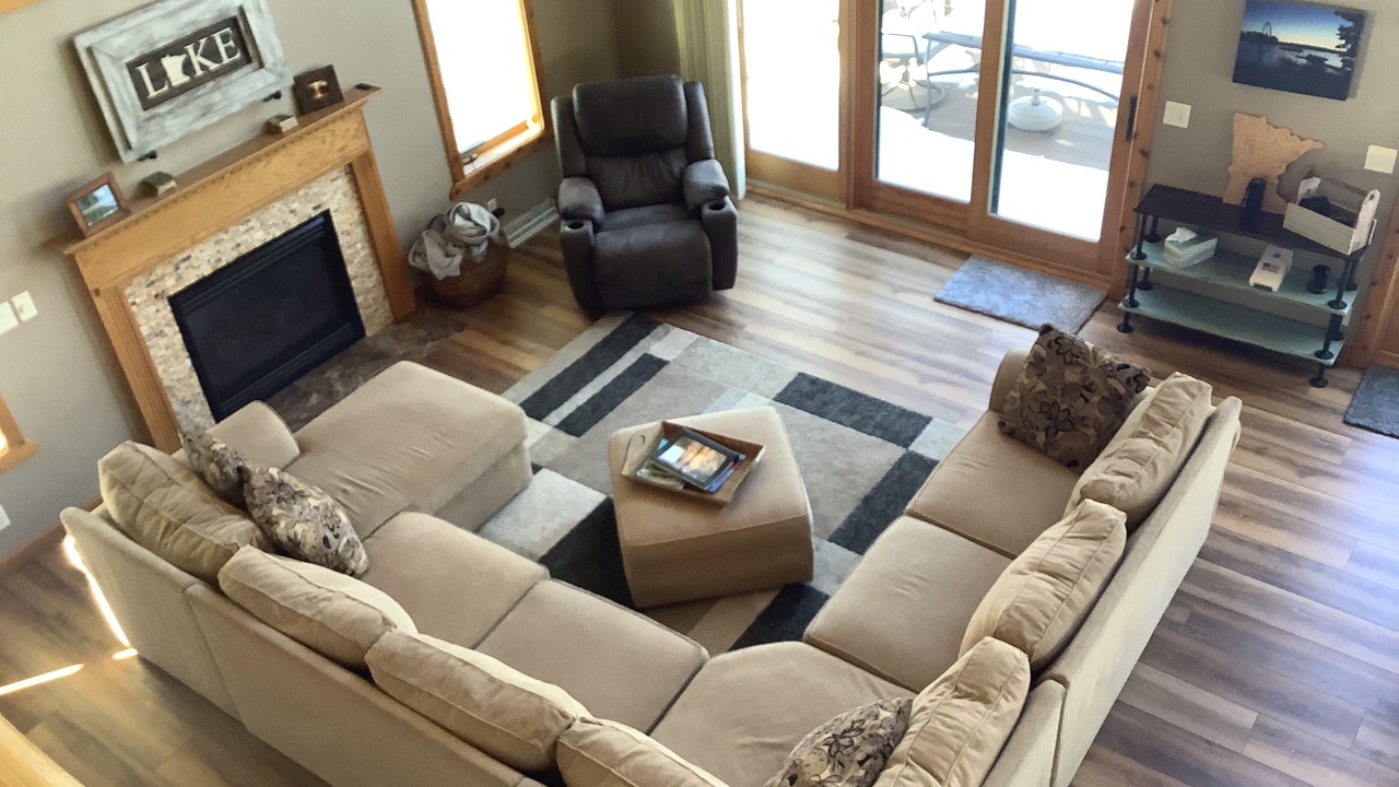 Photo of Livingroom in Detroit Lakes