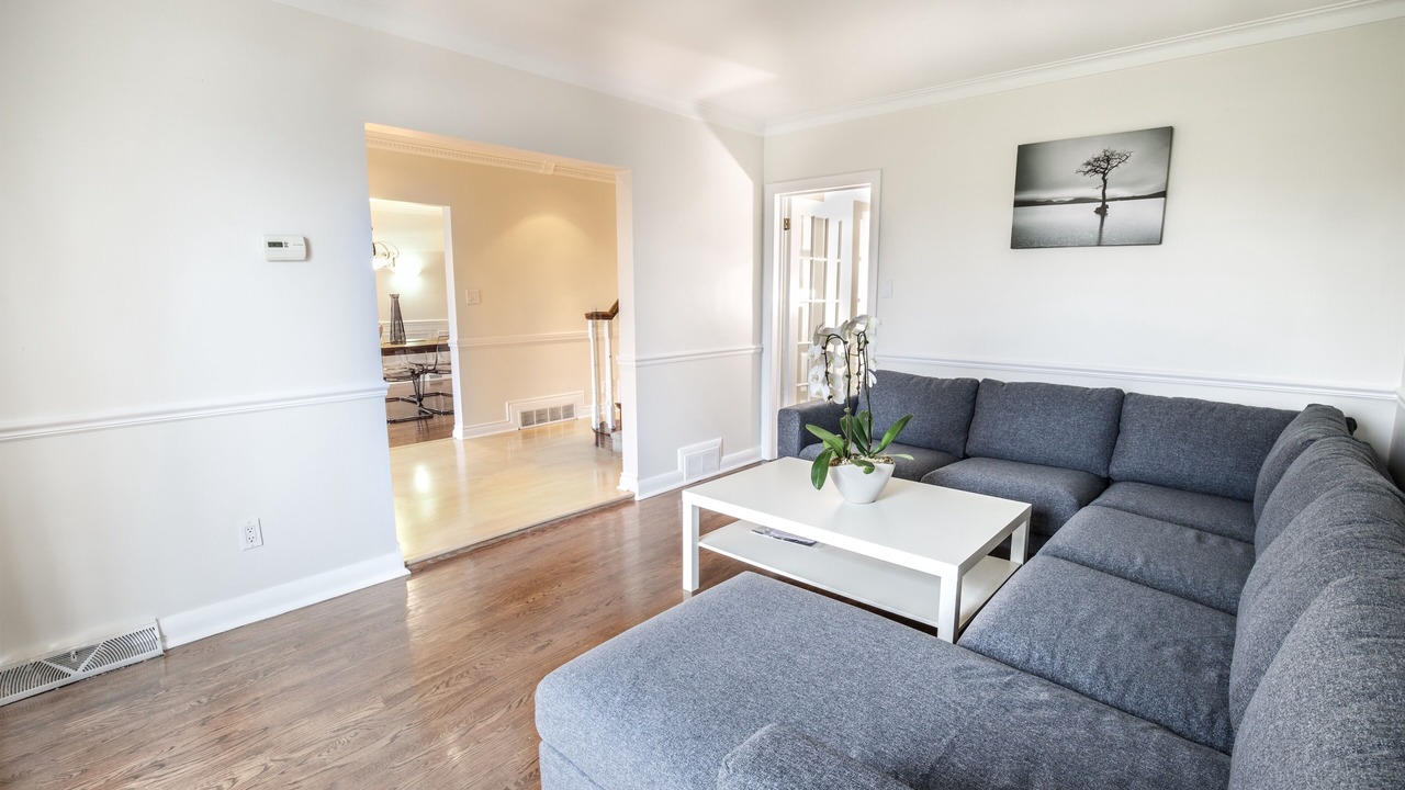 Photo of Livingroom in North York