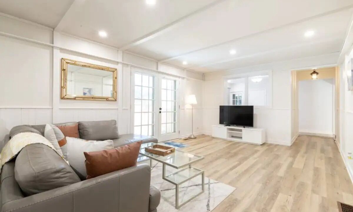 Photo of Livingroom in North York