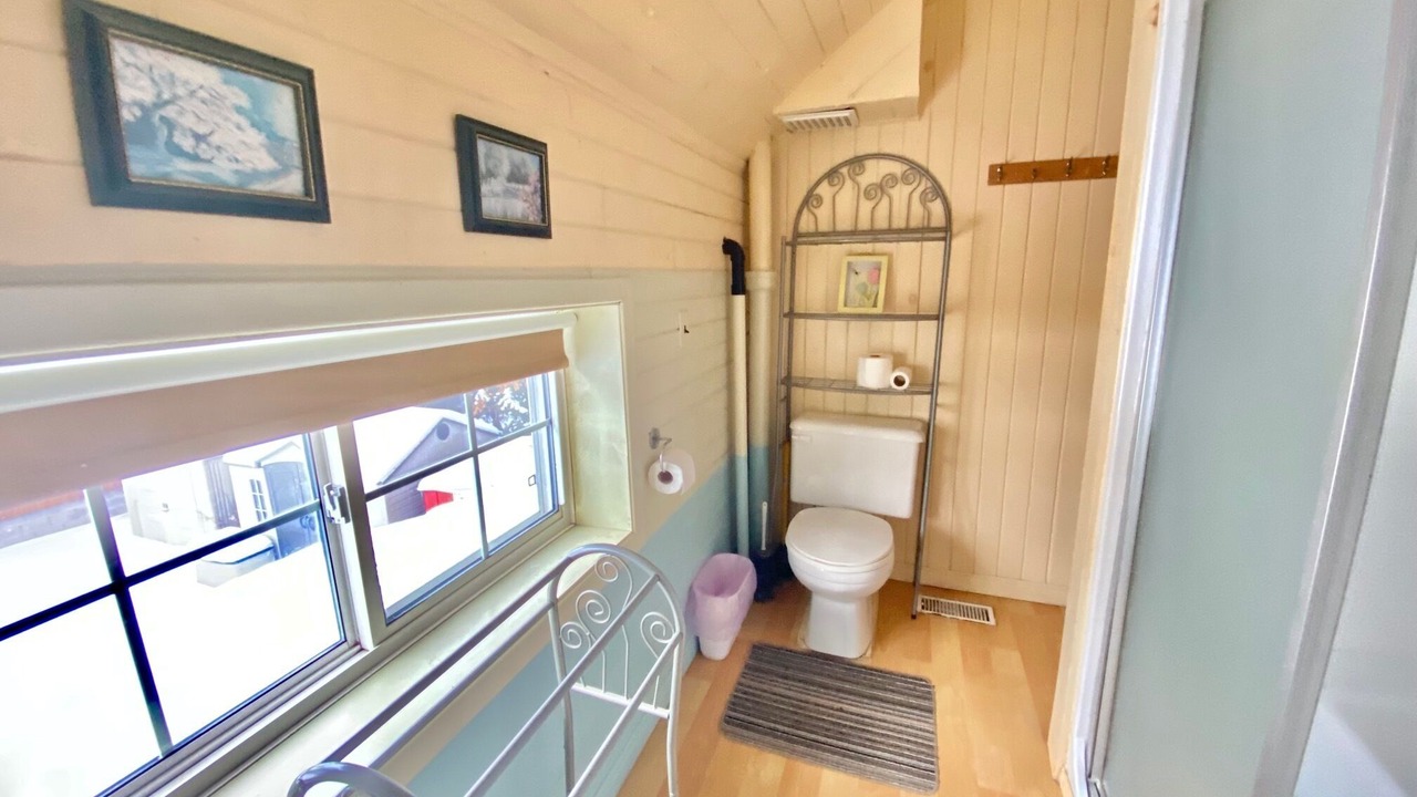 Photo of Bathroom in Manitoulin District