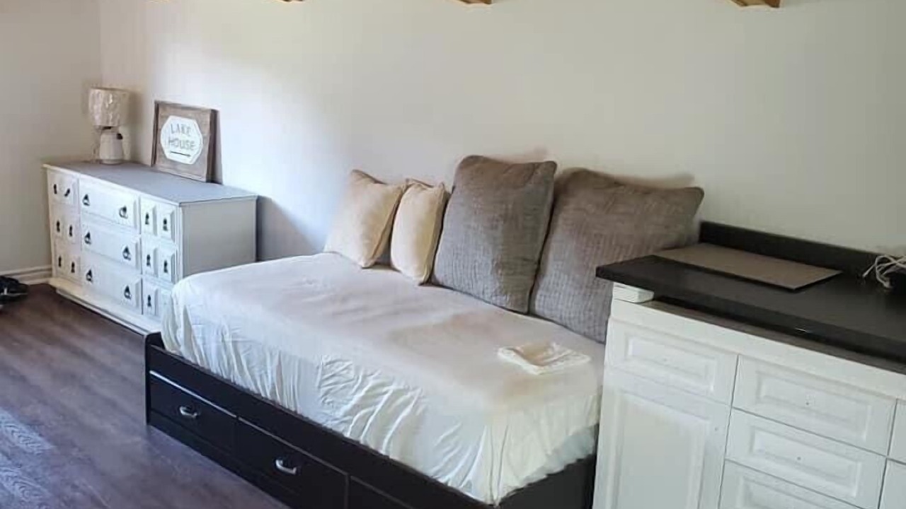 Photo of Bedroom in Pointe aux Roches