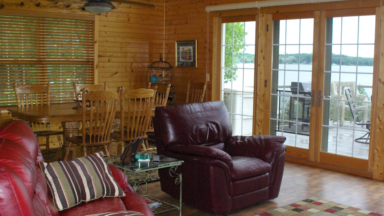 Photo of Livingroom in Rush City