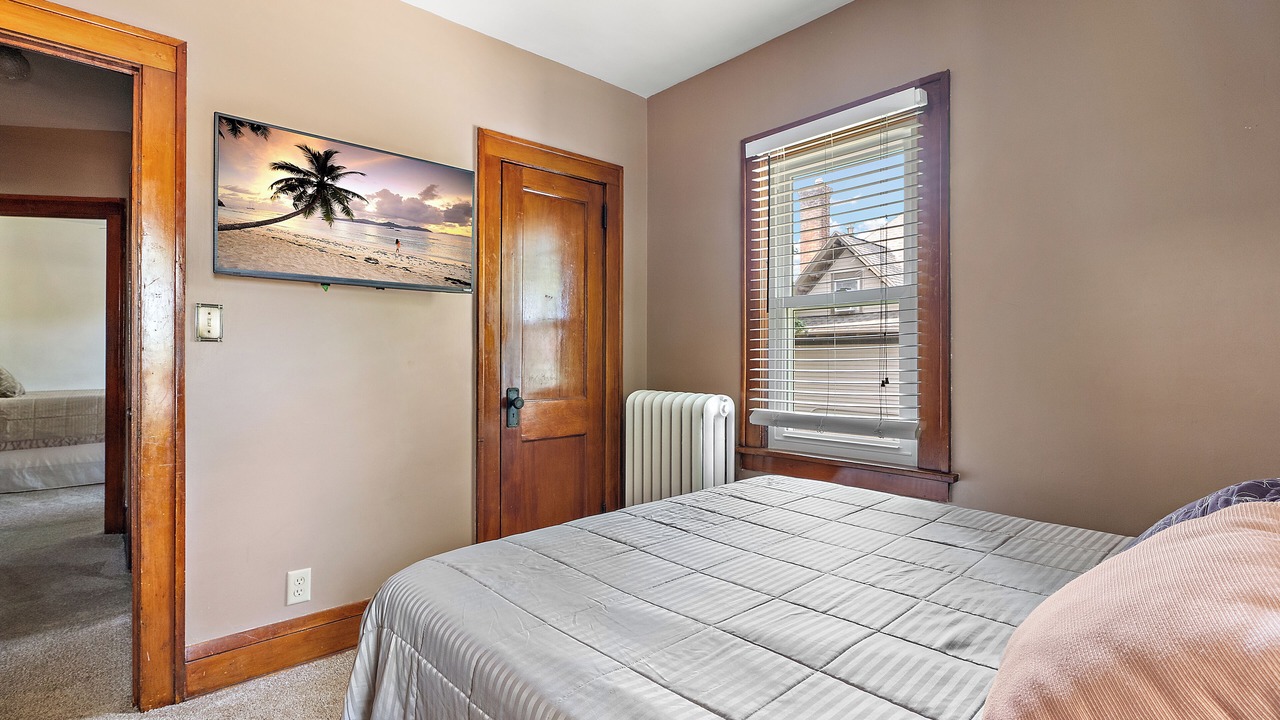 Photo of Bedroom in Summit - University