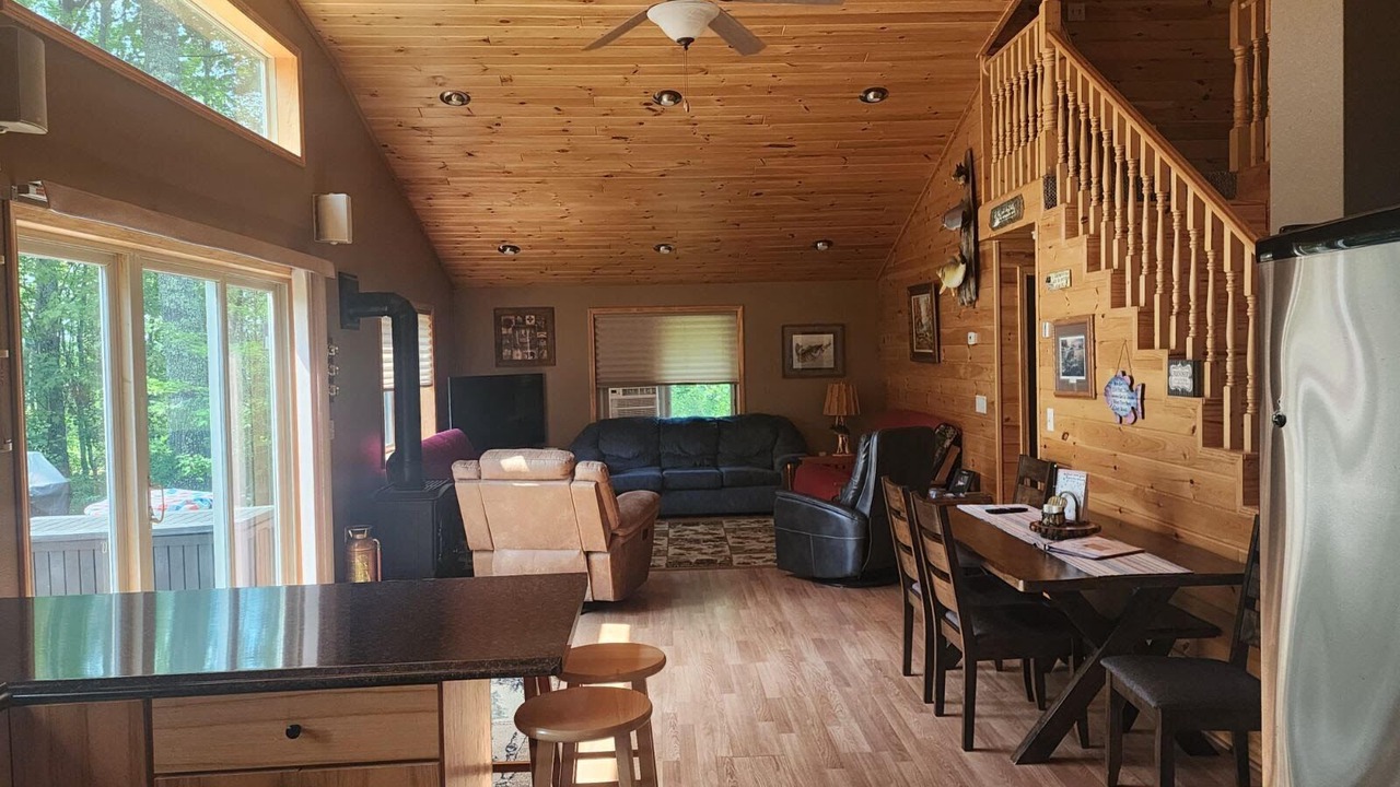 Photo of Bedroom in Melrude