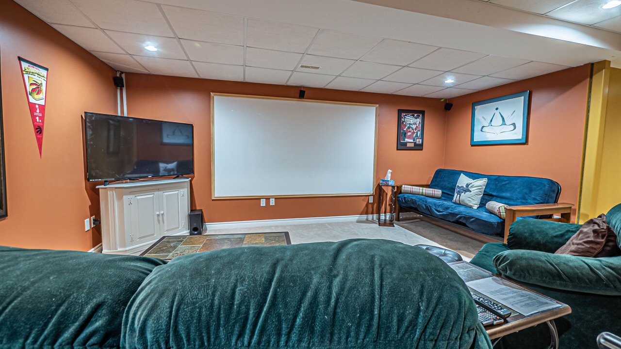 Photo of Livingroom in Bancroft