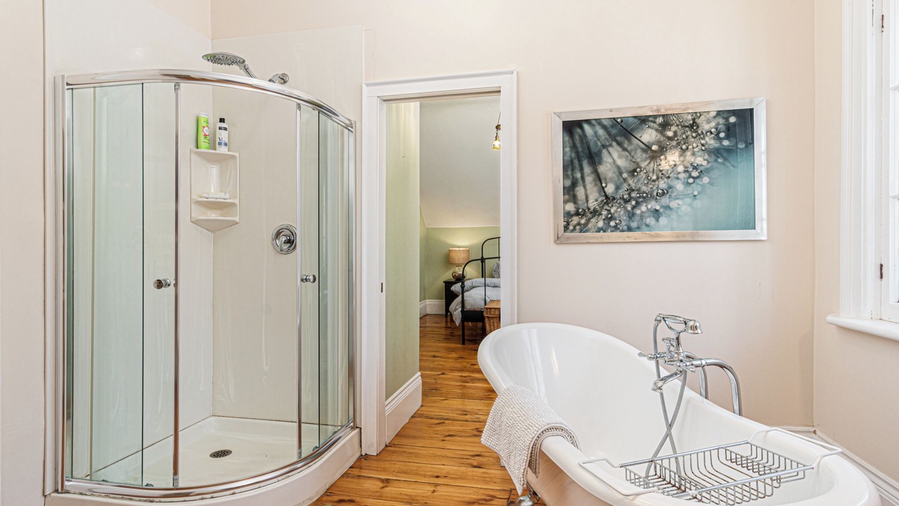 Photo of Bathroom in Delta