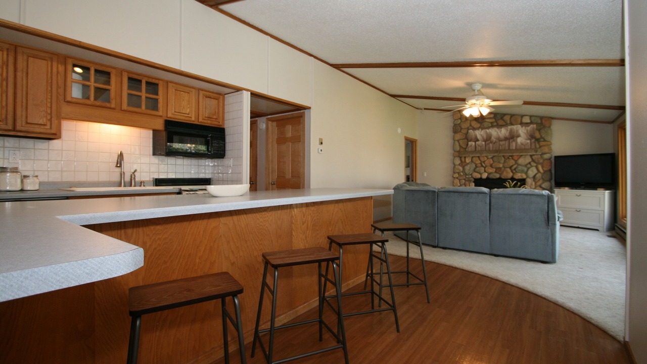Photo of Bedroom in Cohasset