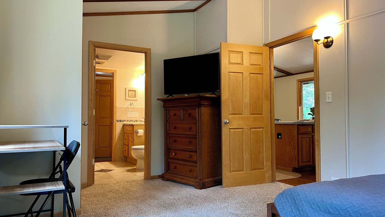 Photo of Bedroom in Cohasset