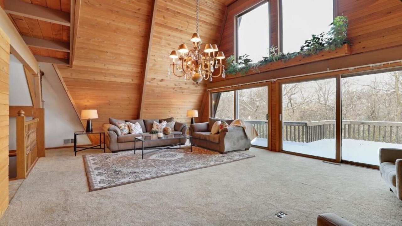Photo of Livingroom in Lake Elmo