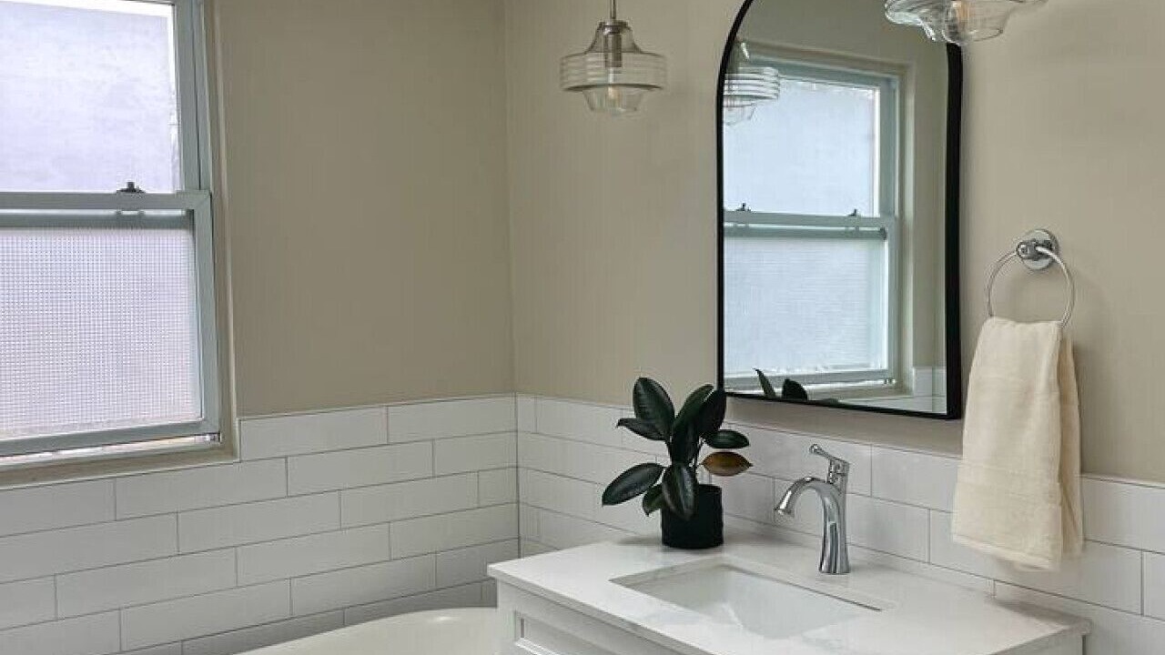 Photo of Bathroom in Niagara Falls
