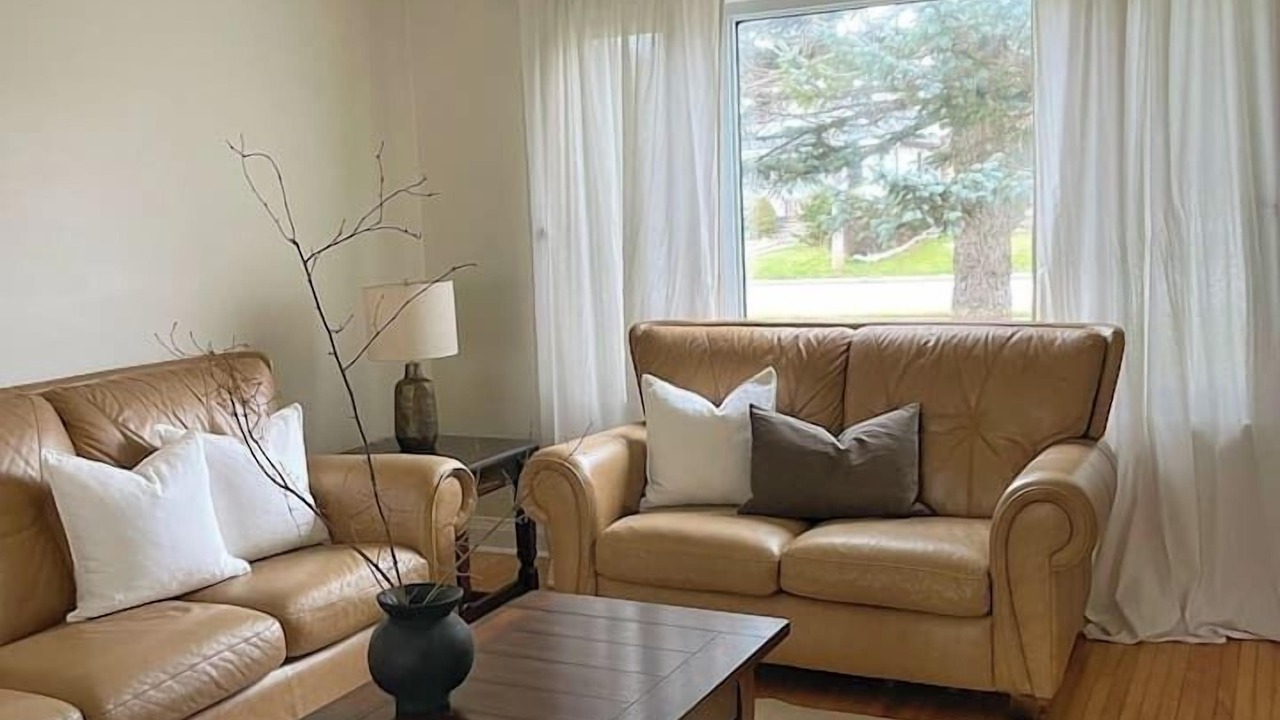 Photo of Livingroom in Niagara Falls