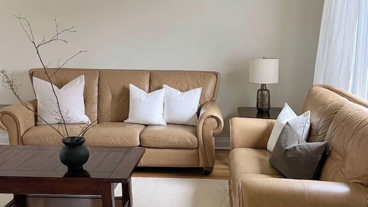 Photo of Livingroom in Niagara Falls
