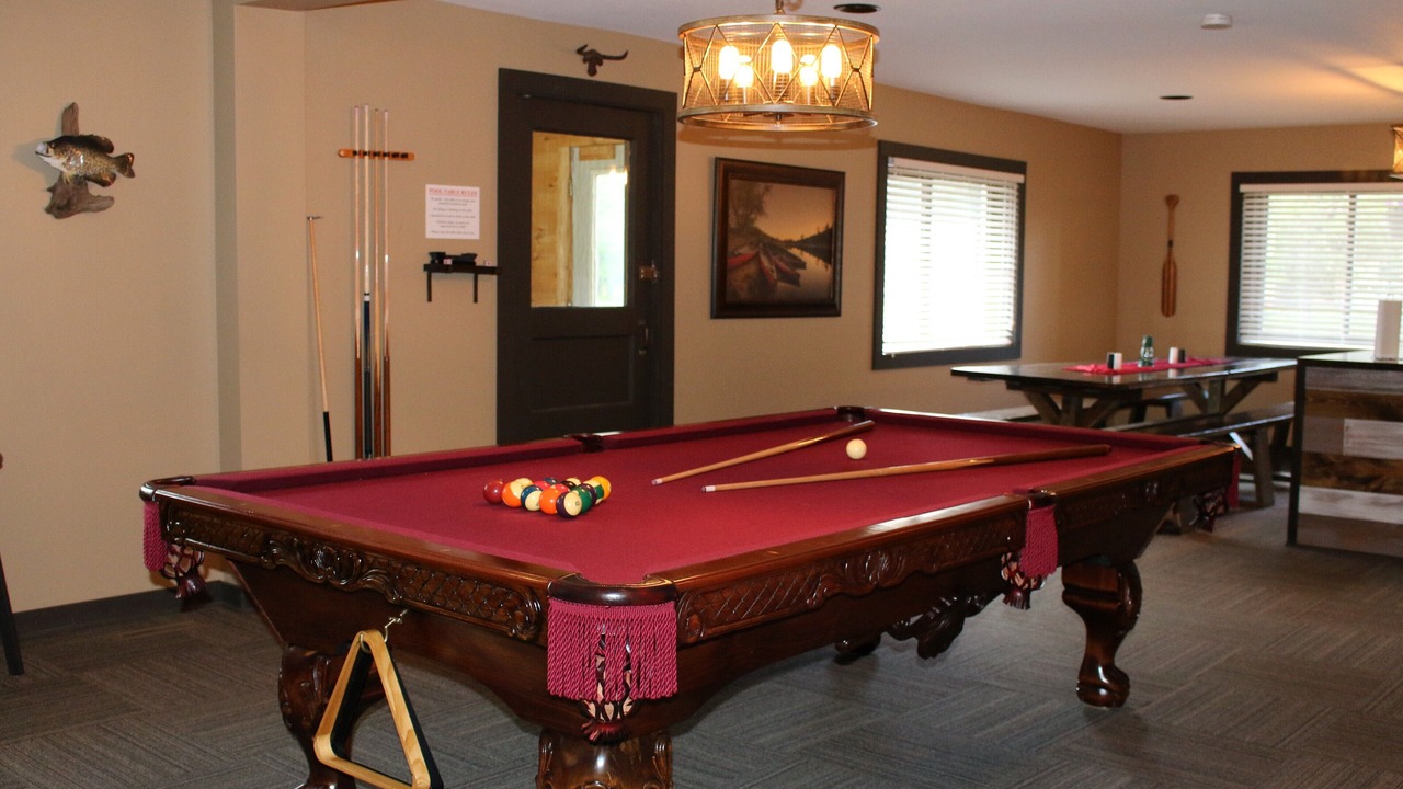 Photo of Bedroom in Side Lake