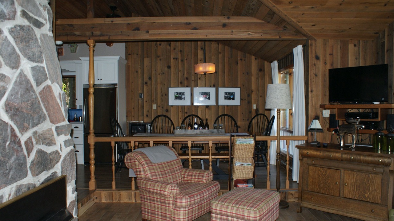 Photo of Outdoor in McKellar