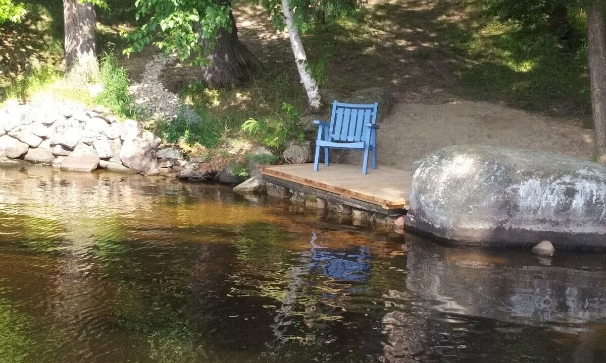 Photo of Outdoor in McKellar