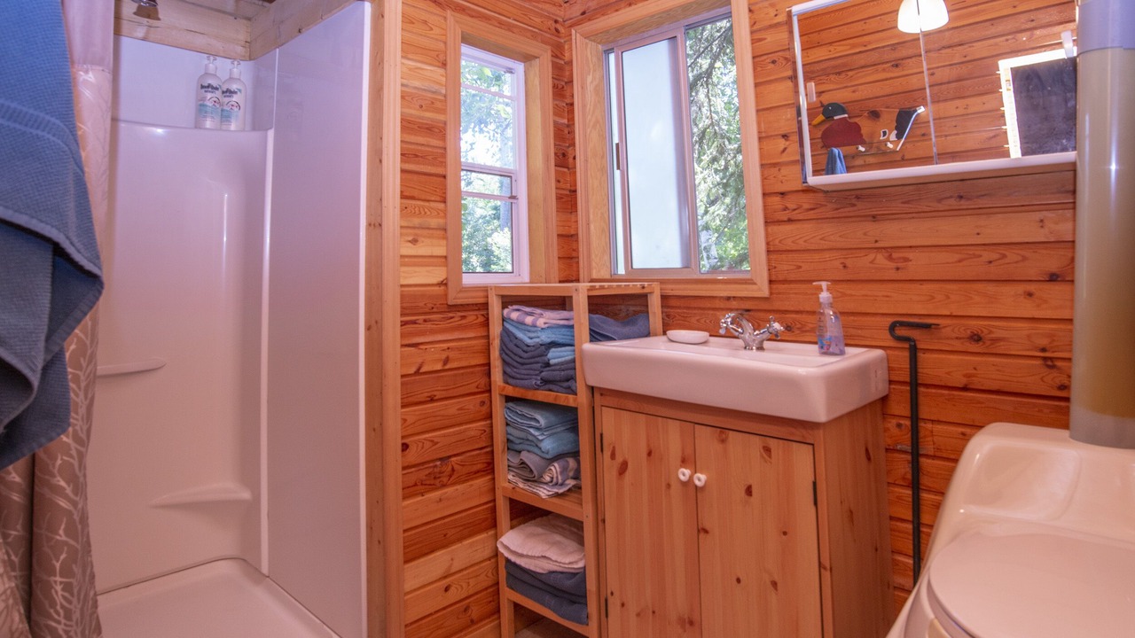 Photo of Bathroom in Kenora