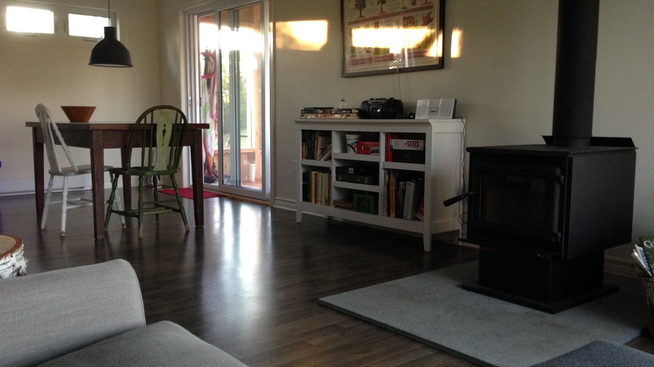 Photo of Livingroom in Madoc