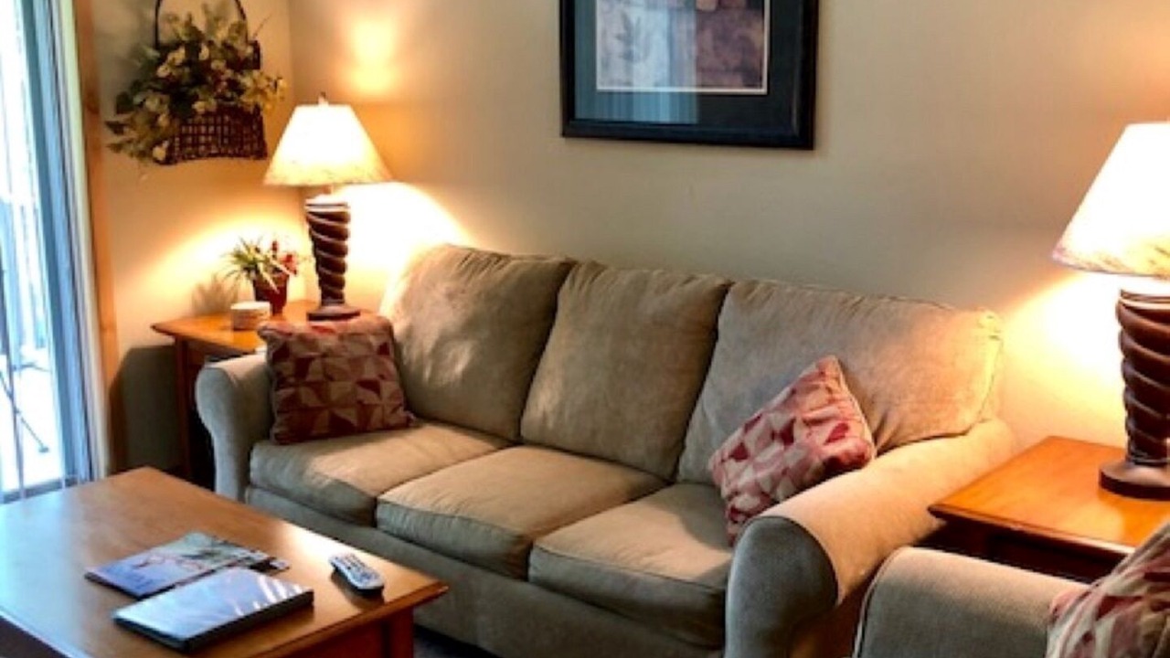 Photo of Bedroom in Lake Shore