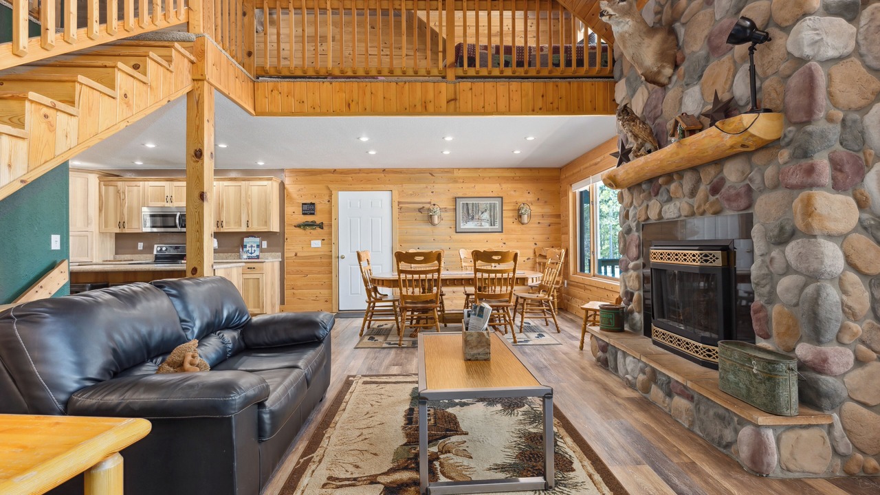 Photo of Livingroom in Emily