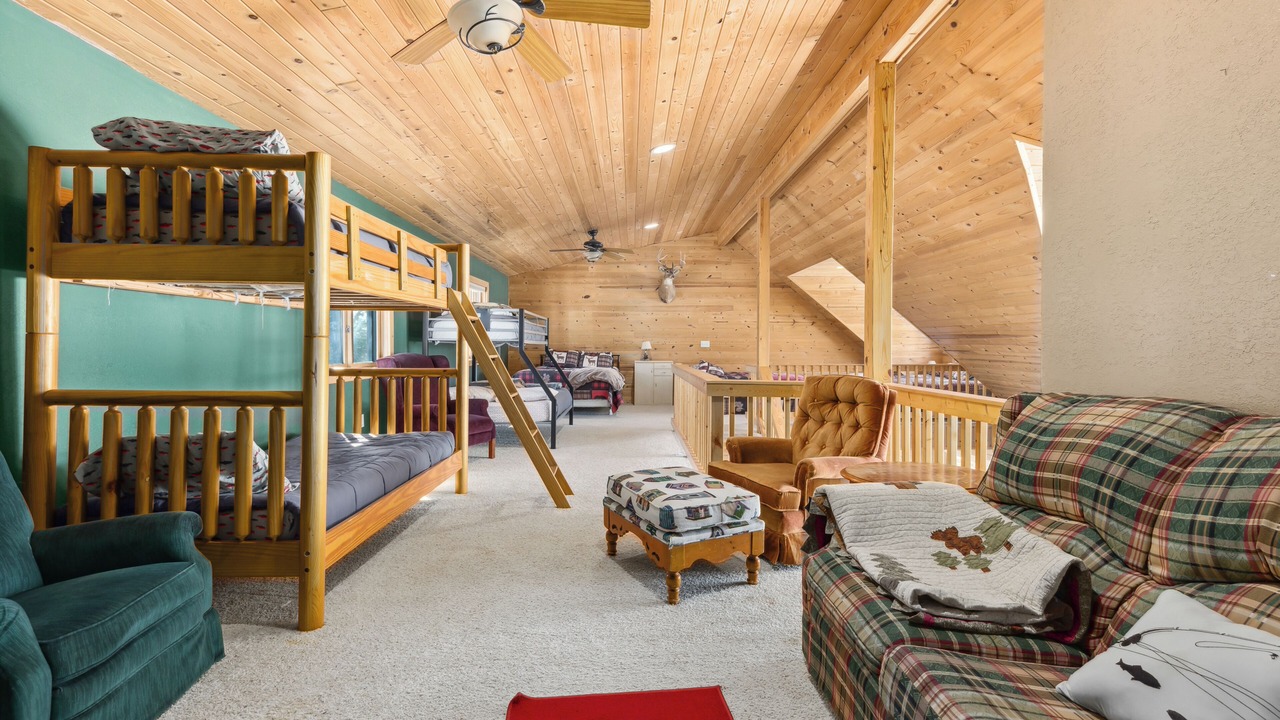 Photo of Bedroom in Emily