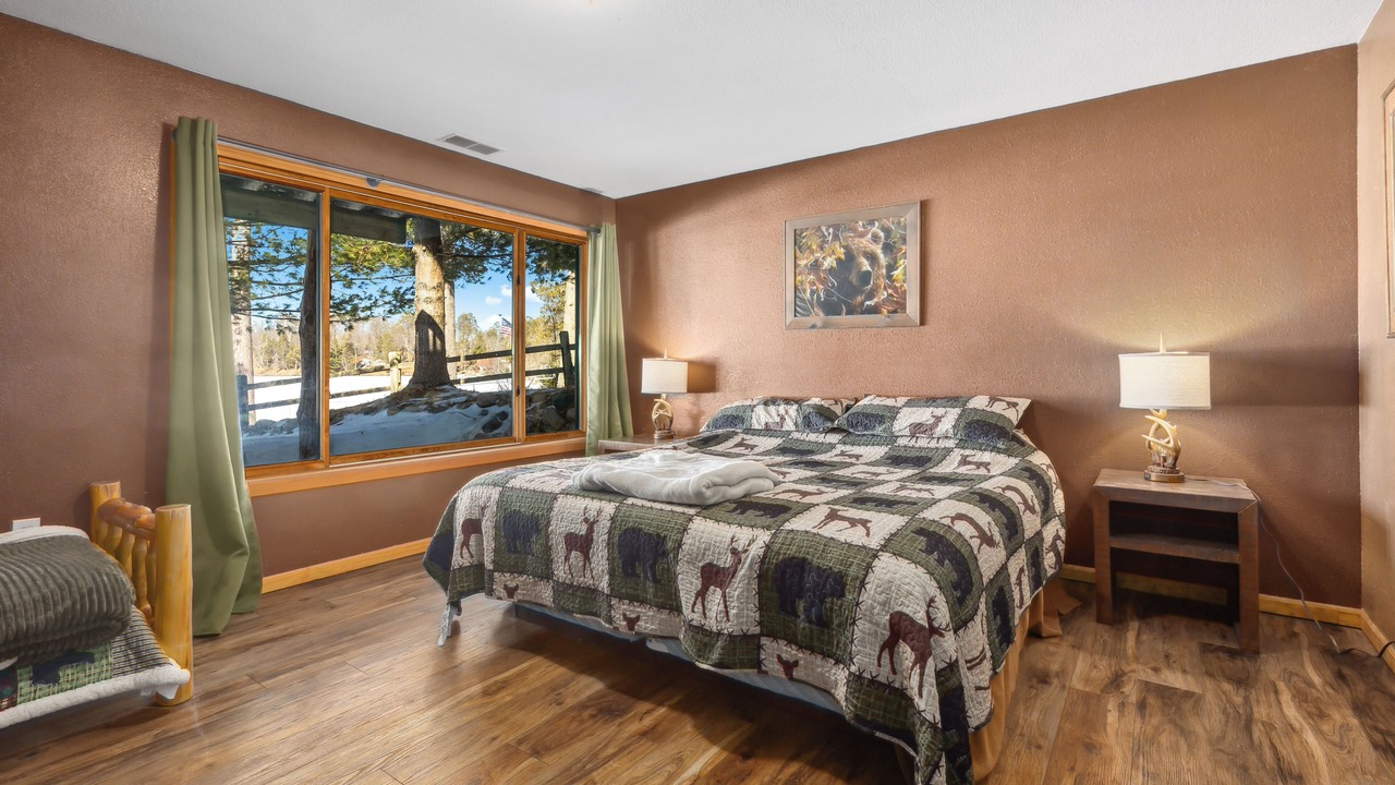 Photo of Bedroom in Emily