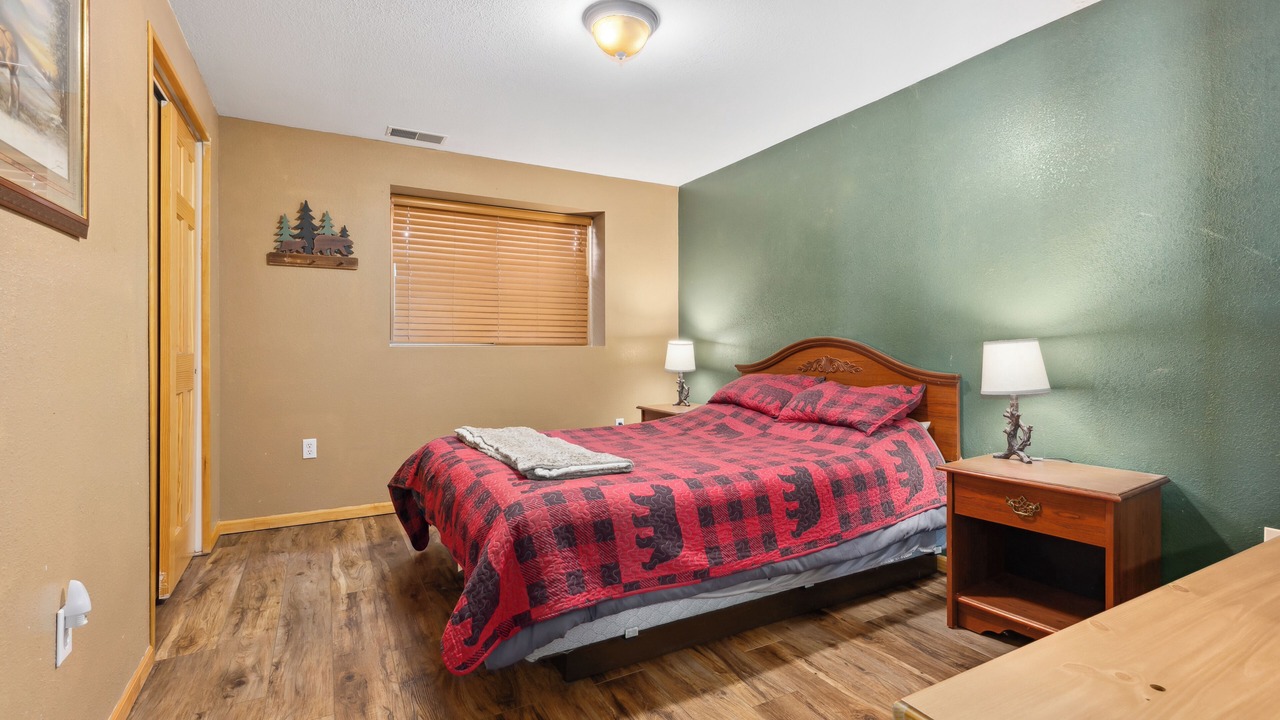 Photo of Bedroom in Emily