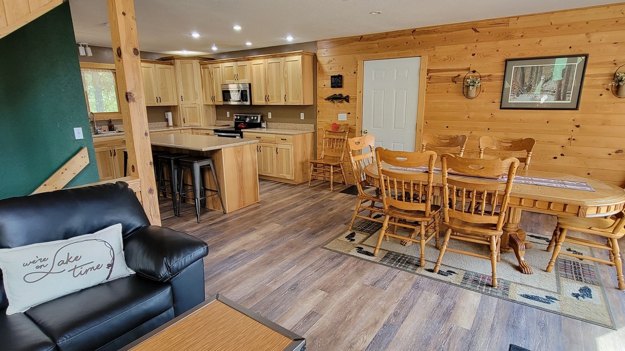 Photo of Livingroom in Emily