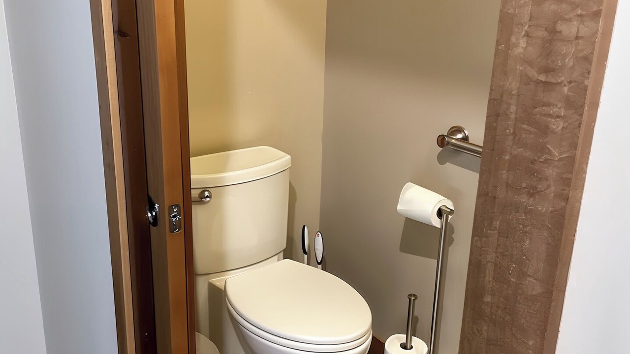 Photo of Bathroom in Alexandria