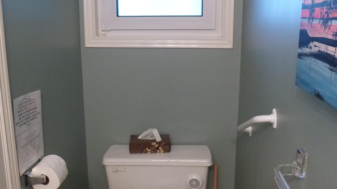 Photo of Bedroom in Duclos Point
