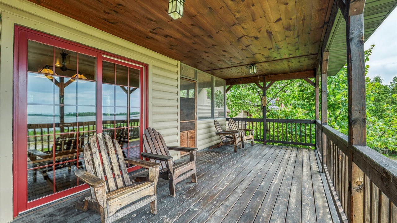 Photo of Patio Balcony in Bemidji