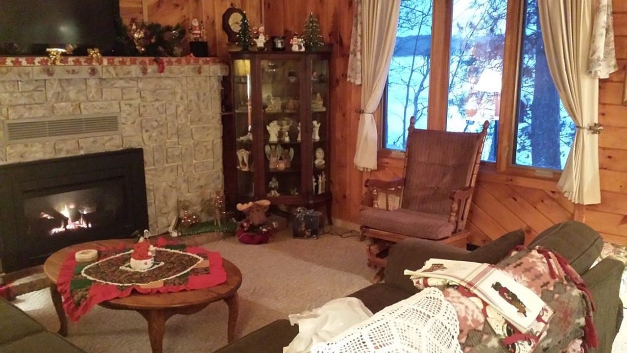 Photo of Livingroom in Moose Lake