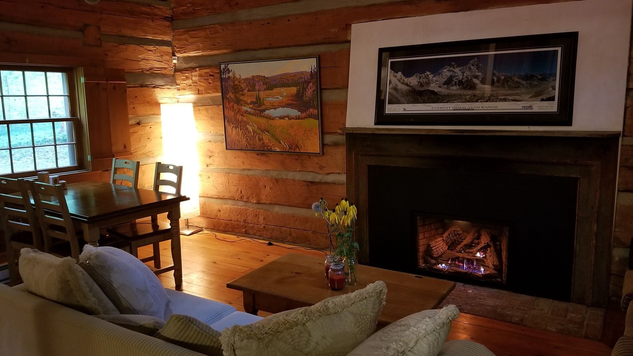Photo of Livingroom in Durham Region