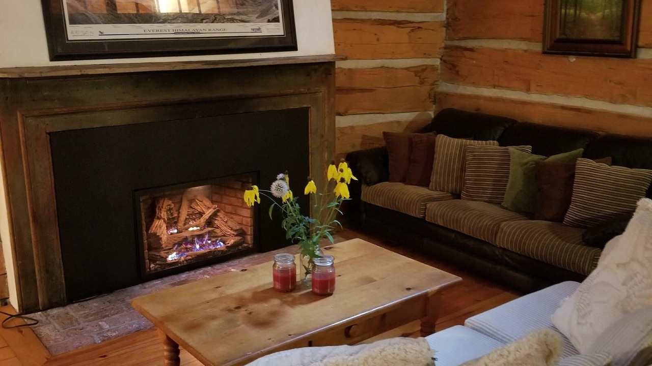 Photo of Livingroom in Durham Region