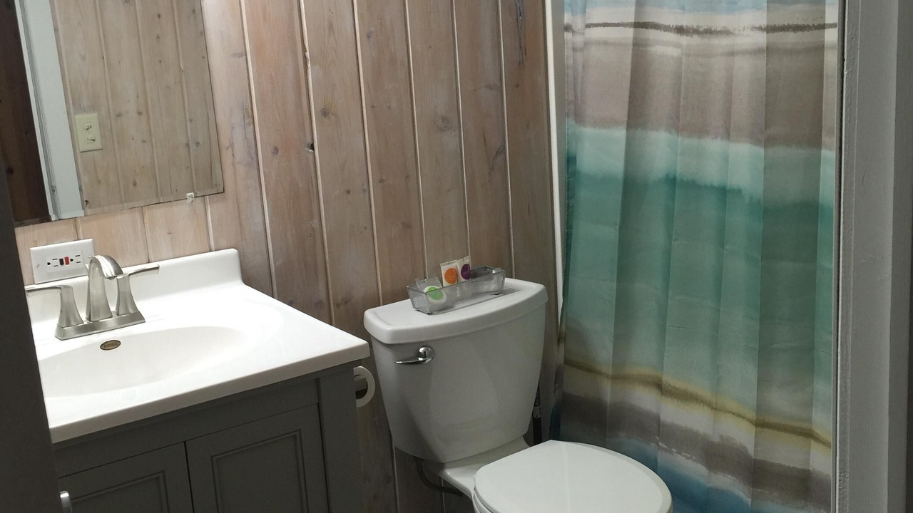 Photo of Bathroom in Spicer