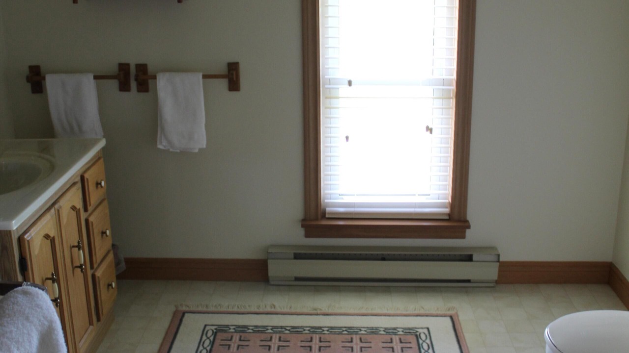 Photo of Bathroom in Port Colborne