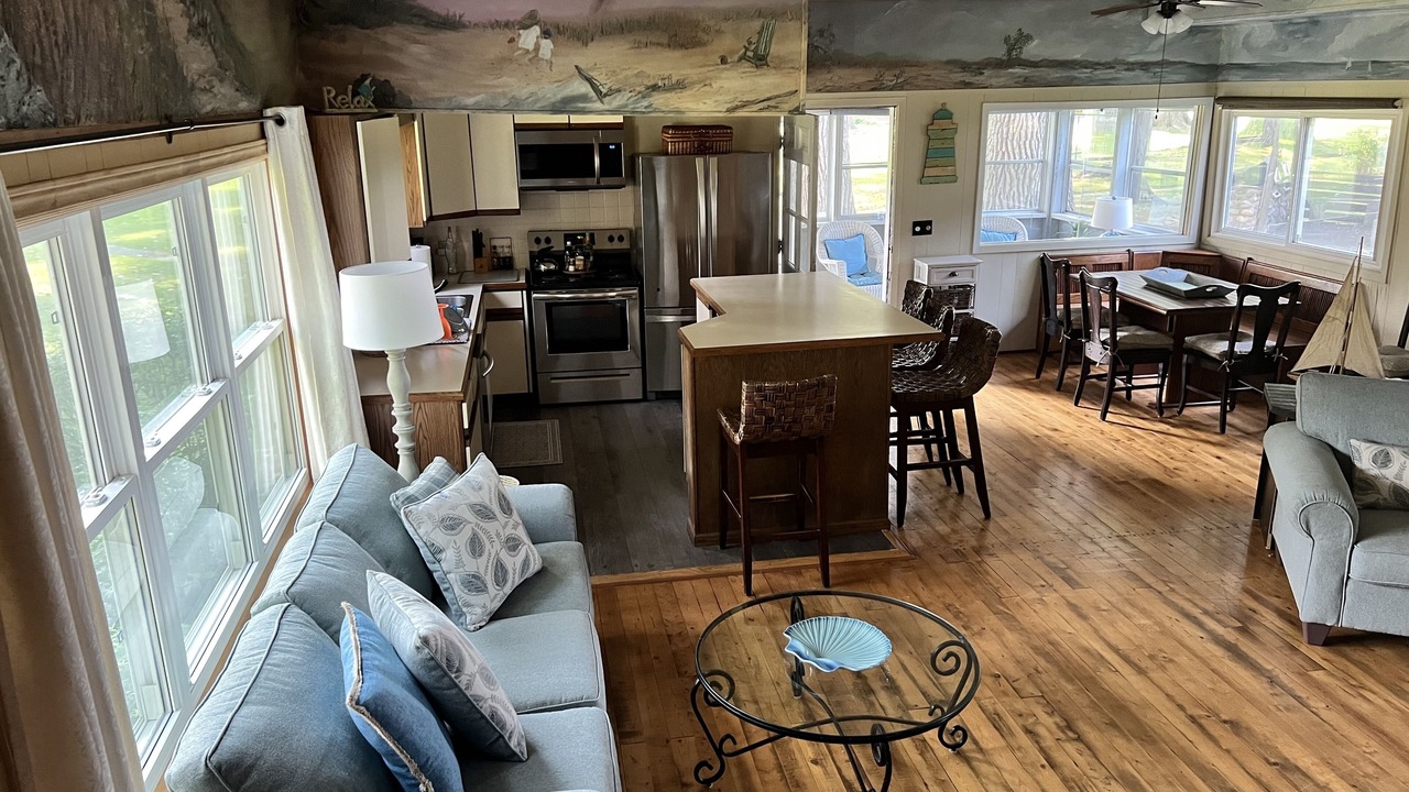 Photo of Livingroom in Fort Erie